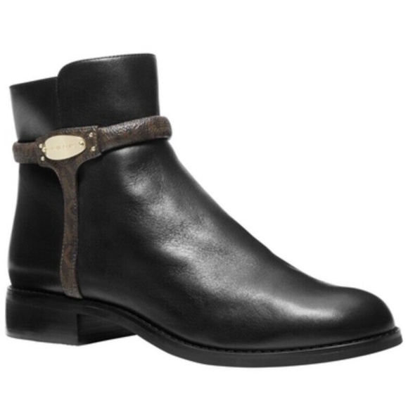 Michael Kors Shoes - Micheal Kors Black Ankle Bootie